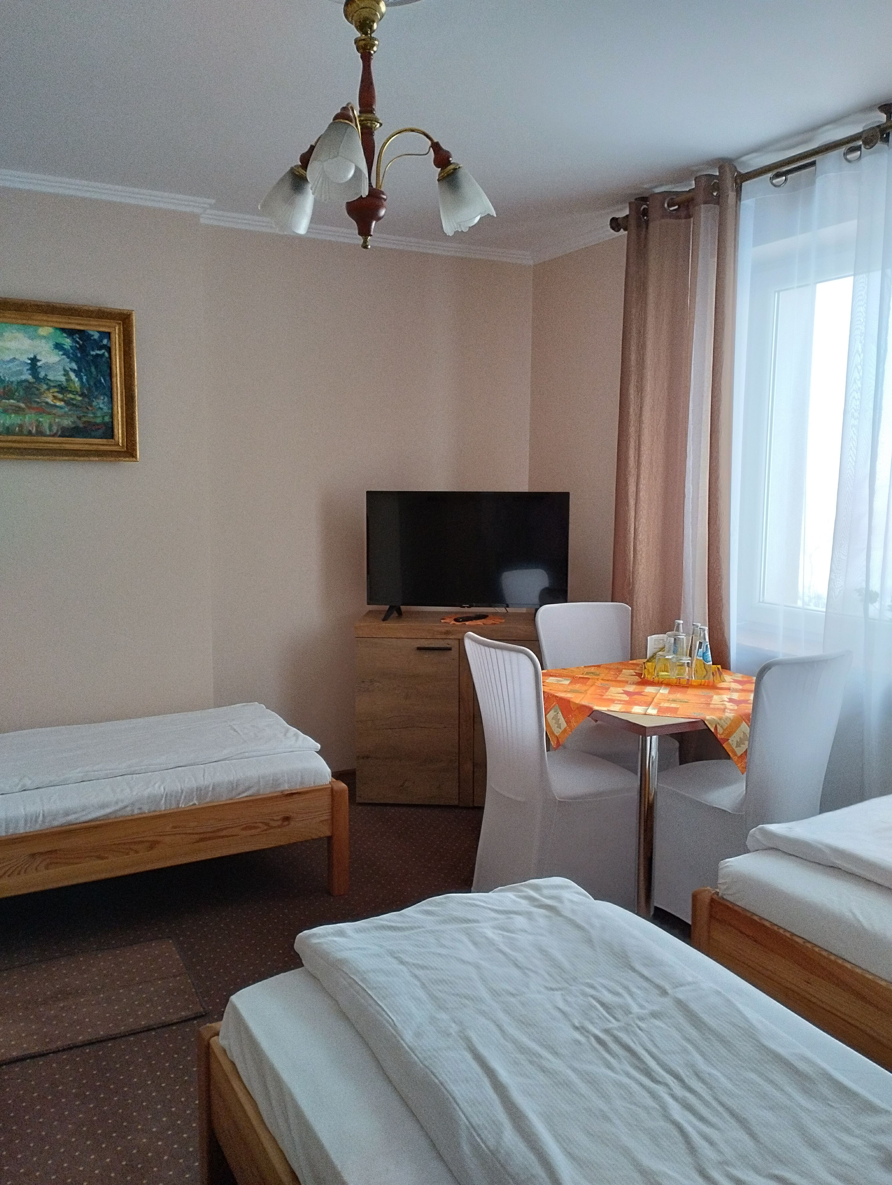 Pokój Nr. 2: 3-osobowy